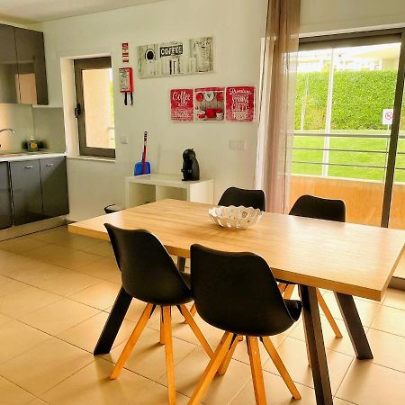 Awesome Apartment In Praia Da Rocha ポルティマン エクステリア 写真