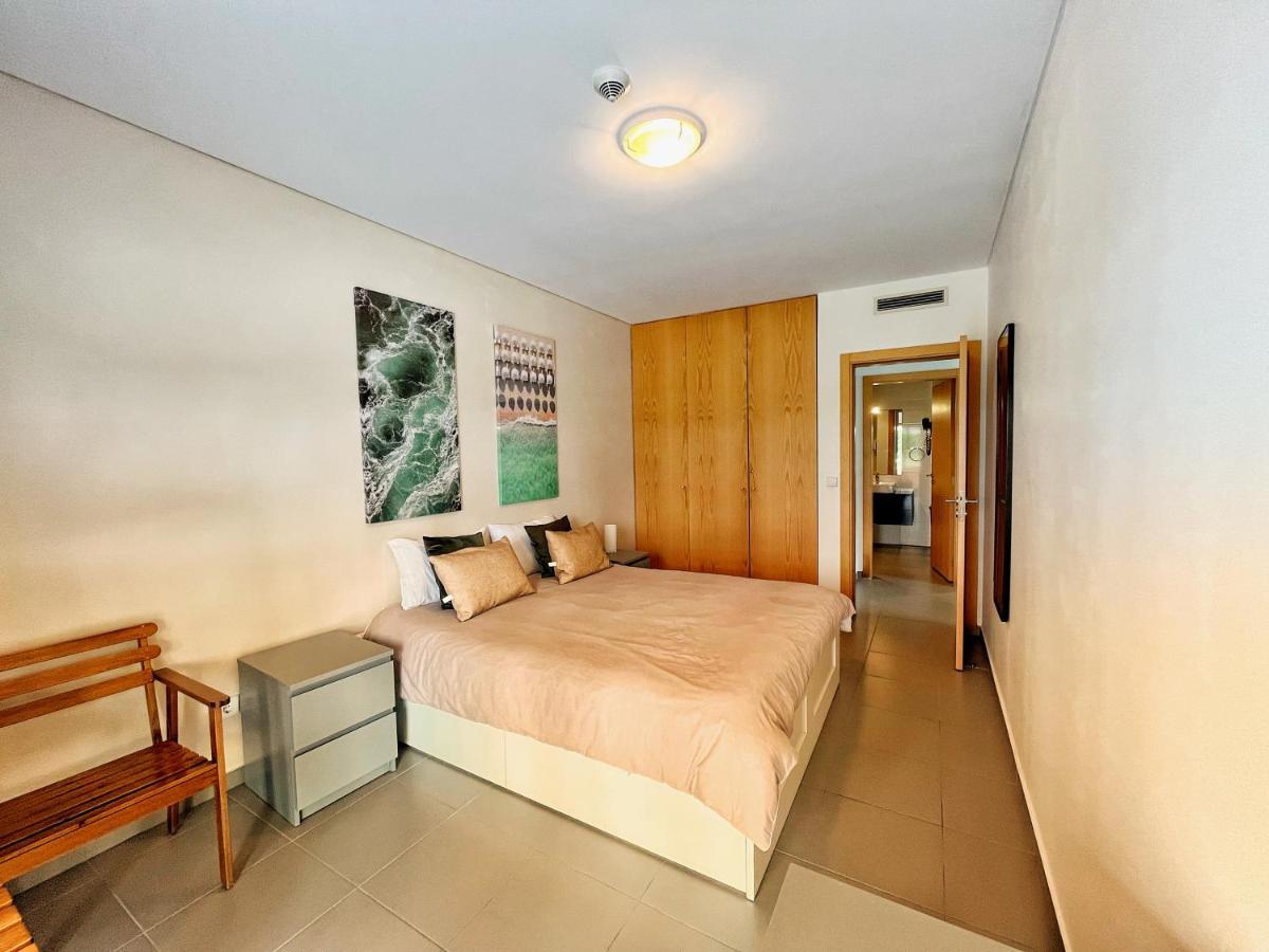 Awesome Apartment In Praia Da Rocha ポルティマン エクステリア 写真