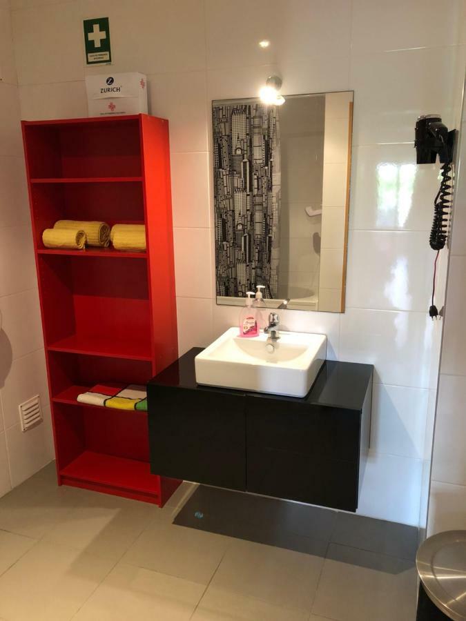 Awesome Apartment In Praia Da Rocha ポルティマン エクステリア 写真