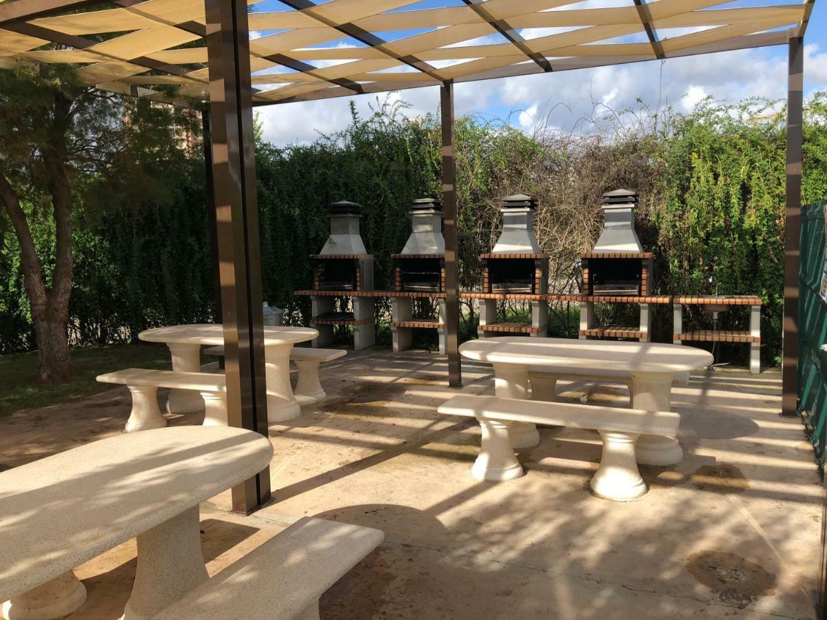 Awesome Apartment In Praia Da Rocha ポルティマン エクステリア 写真